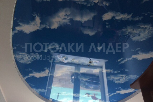 Глянцевый натяжной потолок с фотопечатью небо - после